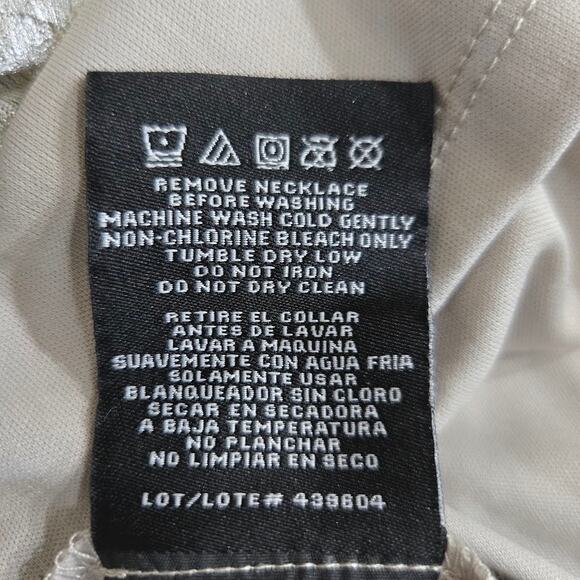 R&M‎ Richards Metallic Silver Sleeveless Blouse – Size 12 NWT - Picture 9 of 10